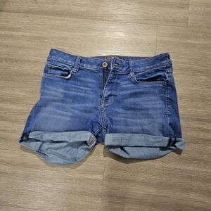Arizona Jean Company Blue Denim Rolled Cuff Shorts